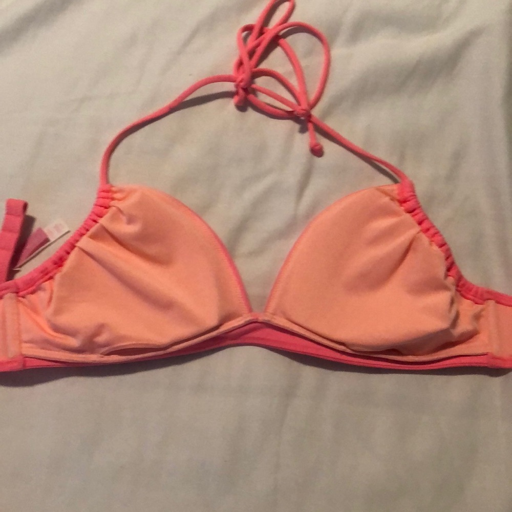 Victoria Secret bikini - Picture 5 of 7